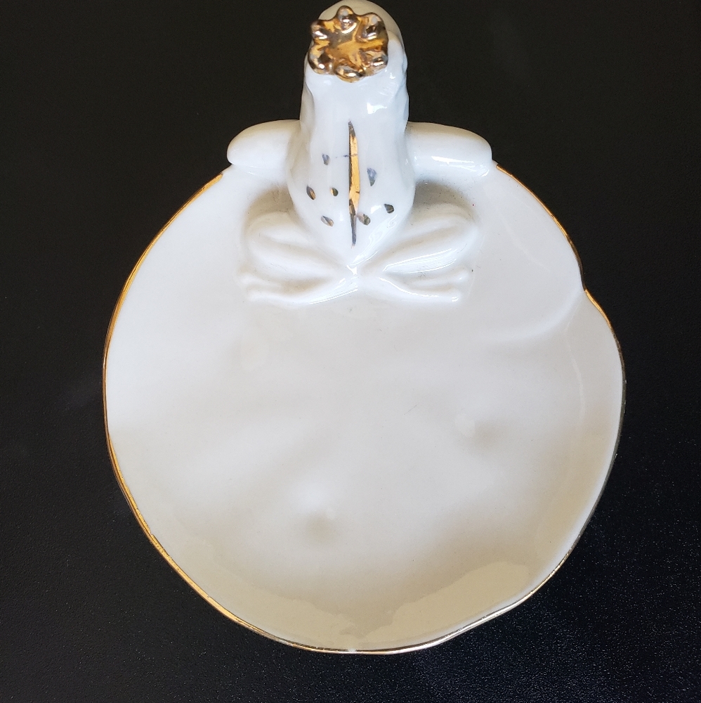 Anthropologie frog prince trinket dish